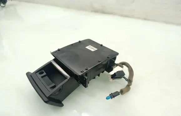 Hyundai Tucson JM Car ashtray 845502E000