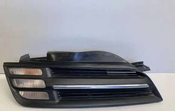 Nissan Micra Front indicator light 89027936