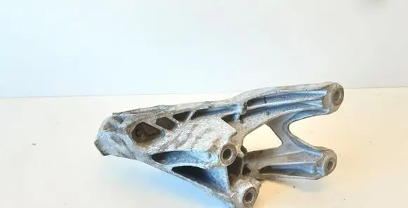 Audi A4 S4 B8 8K Engine mounting bracket 8K0199307BP