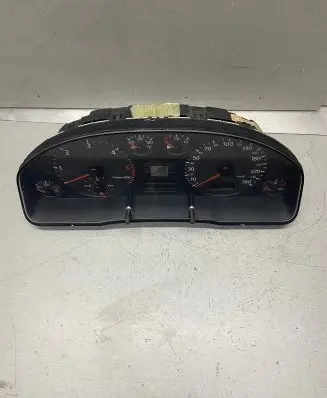 Audi A6 S6 C5 4B Speedometer (instrument cluster) 4B0919860E 110008888001