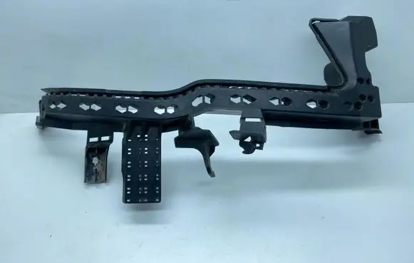 Subaru Forester SK Headlight/headlamp mounting bracket 57707SJ000
