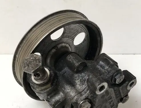 Audi A4 S4 B6 8E 8H Power steering pump 8EO145153