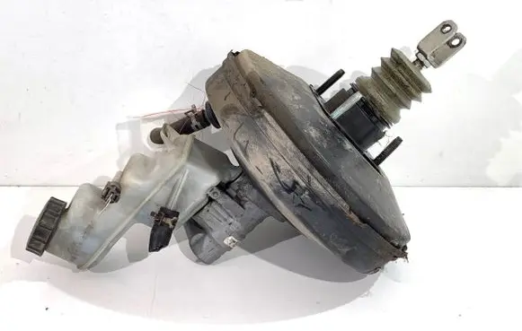 Toyota Yaris Brake booster 472000D540