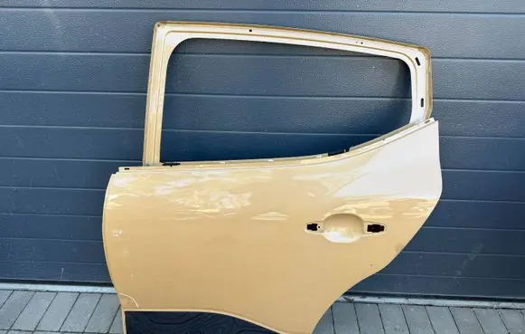 Dacia Sandero III Rear door 821135499R