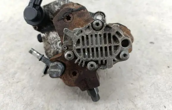 Renault Espace - Grand espace IV Fuel injection high pressure pump 8200564112