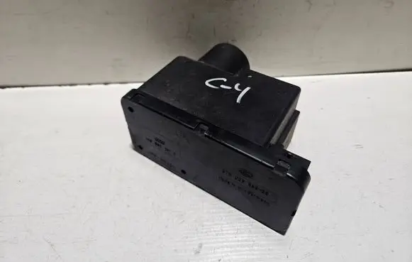 Audi A6 S6 C4 4A Central locking vacuum pump 4A086257C