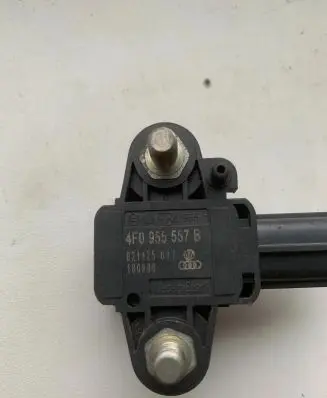 Audi A6 S6 C6 4F Airbag deployment crash/impact sensor 4F0955557B