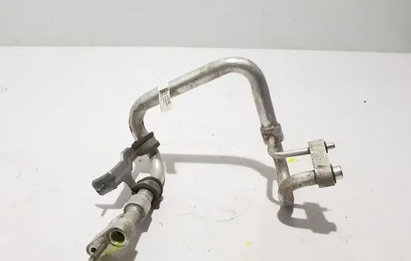 Chevrolet Silverado Air conditioning (A/C) pipe/hose 84959742