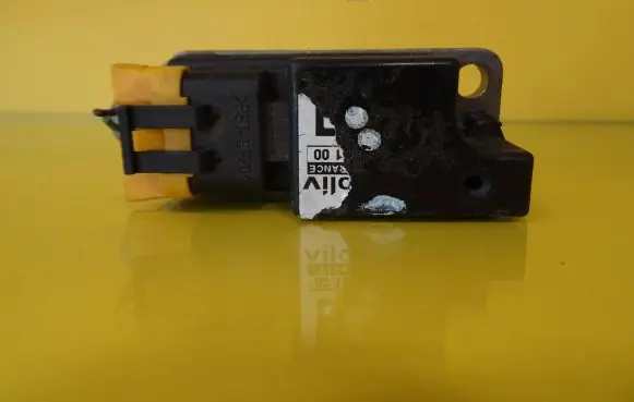 Renault Megane I Airbag deployment crash/impact sensor 7700429423