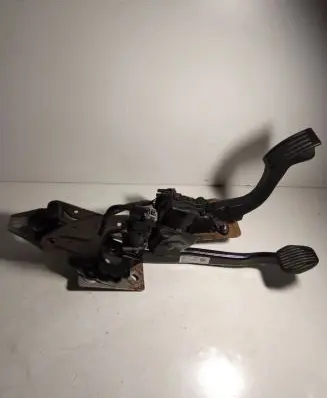 Volvo V50 Brake pedal 4N512467CF 8623141 10515