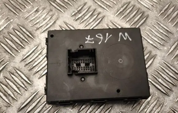 Skoda Kamiq Keyless (KESSY) go control unit/module 3Q1959435C