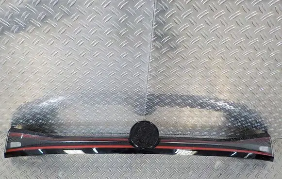 Volkswagen ID.4 Tailgate rear/tail lights