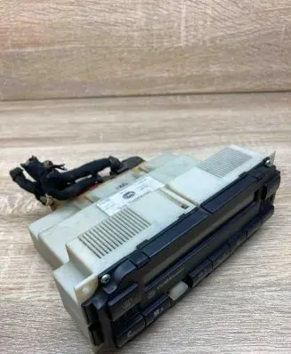 Volkswagen PASSAT B5 Climate control unit 3B1907044A 5HB007617 WithPlug