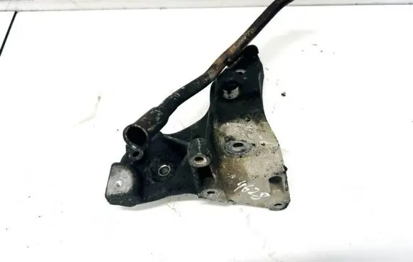 Citroen C3 Engine mounting bracket