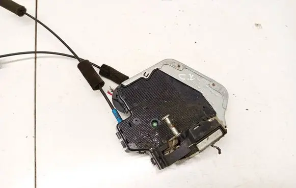 Lexus RX 300 Rear door lock 7H2310
