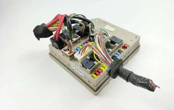 Renault Clio III Fuse module 902663A