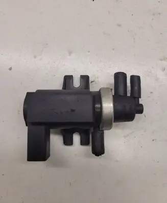 Audi A4 S4 B7 8E 8H Turbo solenoid valve 8E0906628C 72290314