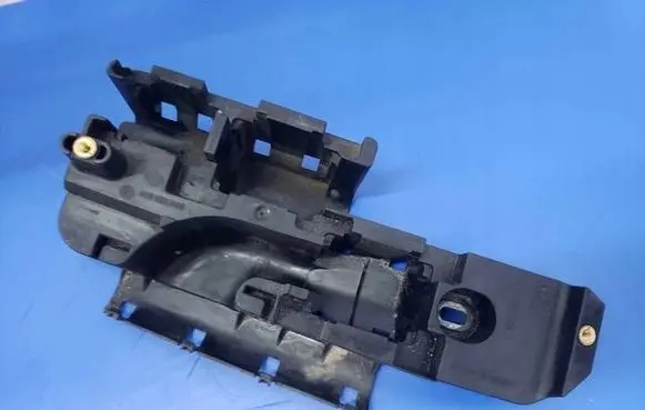 Saab 9-3 Ver2 Fuse box cover 24437468