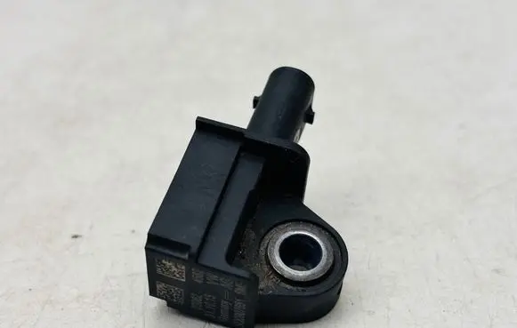 Skoda Superb B8 (3V) Airbag deployment crash/impact sensor 5Q0907651