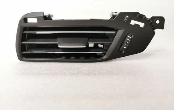 Ford Focus Dashboard side air vent grill/cover trim