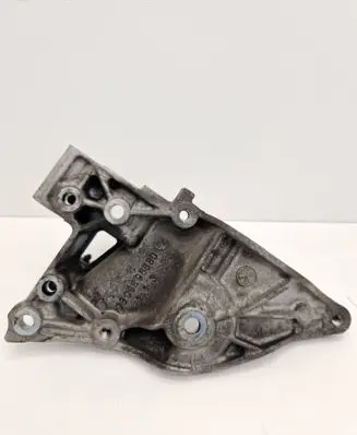 Peugeot 3008 II Engine mounting bracket 9808696880