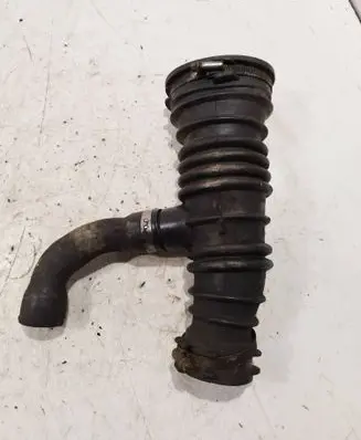 Volvo C30 Turbo air intake inlet pipe/hose 3M519A673m