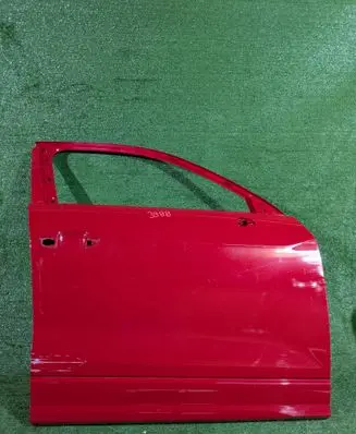 Audi Q2 - Front door 