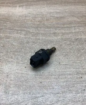 Audi A8 S8 D2 4D Intake air temperature sensor 078906161