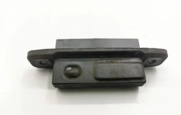 Tailgate opening switch