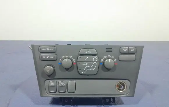 Volvo S60 Climate control unit 8651242