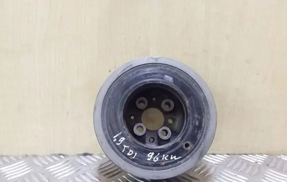 Audi A4 S4 B6 8E 8H Crankshaft pulley 03810524F