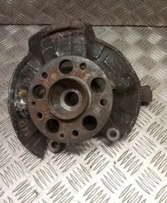 Mercedes-Benz A W168 Rear wheel hub