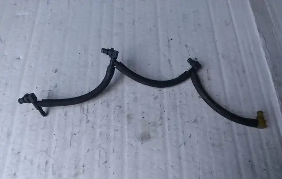 Mazda 2 Fuel line/pipe/hose 
