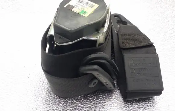 Audi A4 S4 B7 8E 8H Front seatbelt 8E0857706F 601917400C