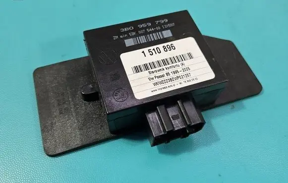 Volkswagen PASSAT B5.5 Central body control module 3B0959799 IMPRK1510896