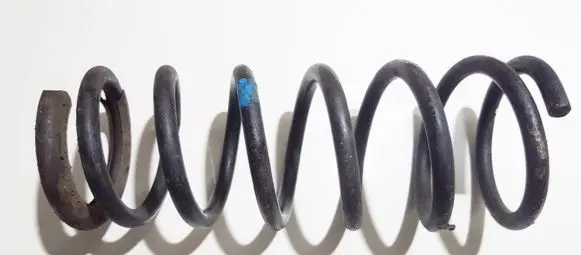 Nissan Primera Rear coil spring