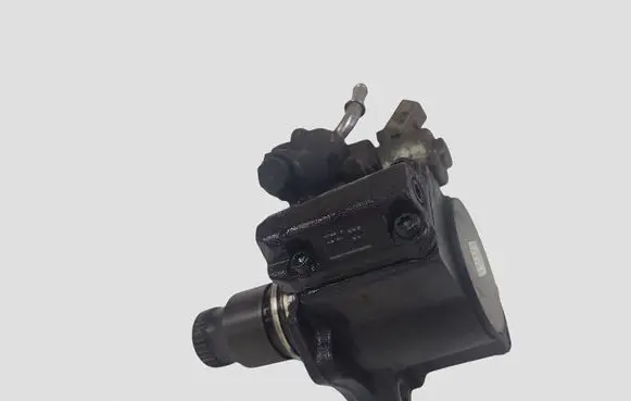 Mercedes-Benz E W212 Fuel injection high pressure pump A6510701701 28297638