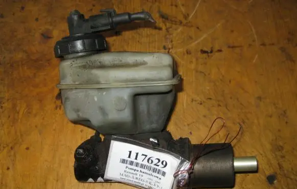 Renault 19 Master brake cylinder