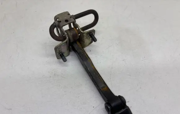 Volvo S60 Rear door check strap stopper 8650061