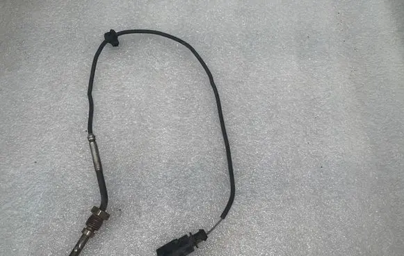 Audi A6 S6 C7 4G Exhaust gas temperature sensor 059906088