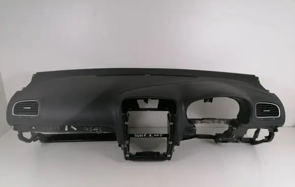 Volkswagen Golf VI Dashboard 5K2857181B