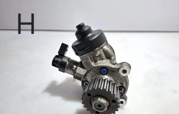 Volkswagen Tiguan Allspace Fuel injection high pressure pump 04L130755E 0445010538