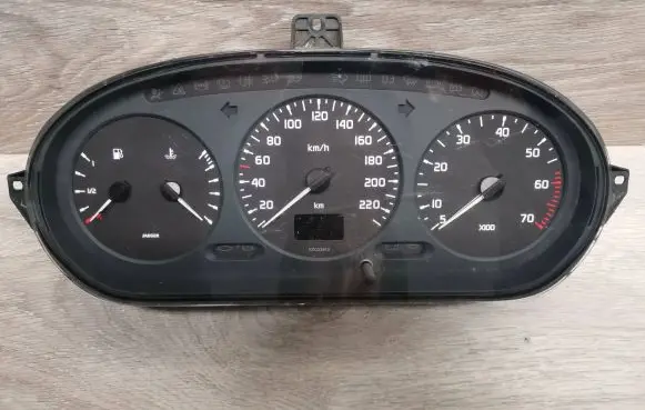 Renault Megane I Speedometer (instrument cluster) 7700847787 0904635900