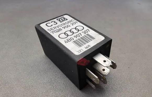 Audi A6 S6 C5 4B Other relay 7038900209 3X1448 4B0907307