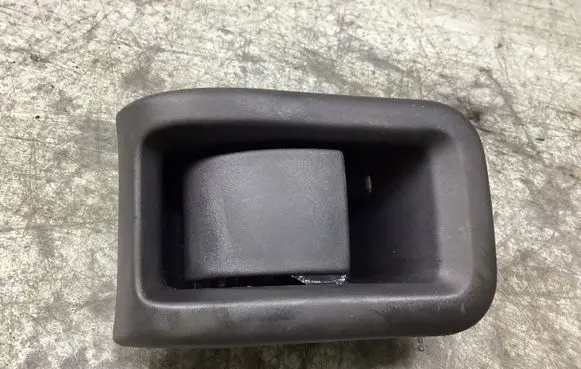 Volvo V70 Engine bonnet (hood) release handle 30779851