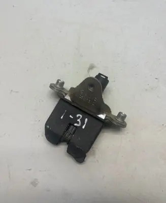 Skoda Octavia Mk2 (1Z) Tailgate/trunk/boot lock/catch/latch 1Z5827501D BN3CZ