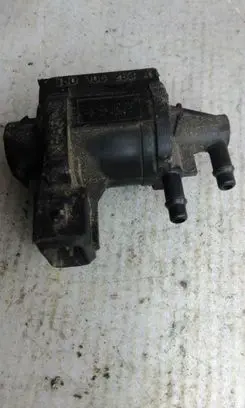 Volkswagen Golf IV Vacuum valve 1J0906283