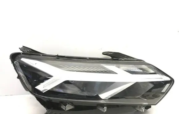 Dacia Sandero Headlight/headlamp 260107920R 20240816 0024362301