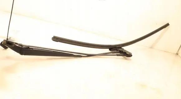 Toyota Aygo AB40 Front wiper blade arm W000033343