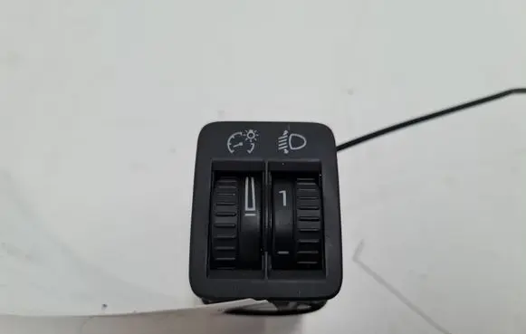 Volkswagen PASSAT B6 Headlight level height control switch 3C0941333